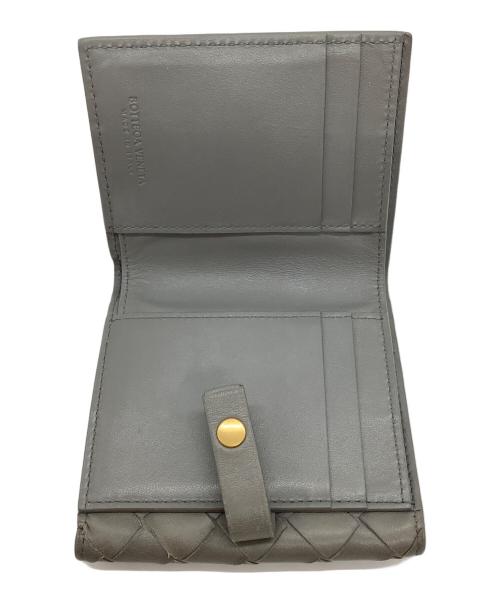 BOTTEGA VENETA（ボッテガベネタ）BOTTEGA VENETA (ボッテガベネタ) 3つ折り財布 グレーの古着・服飾アイテム