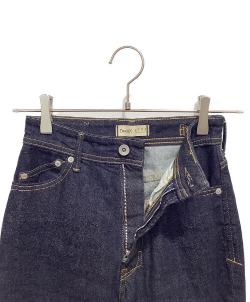 YANUK（ヤヌーク）YANUK (ヤヌーク) ETRE TOKYO (エトレトウキョウ) Center Crease Straight Denim ネイビー サイズ:22の古着・服飾アイテム