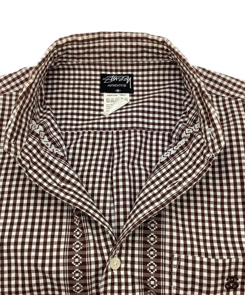 stussy（ステューシー）stussy (ステューシー) ギンガムチェック 半袖 ボタンダウンシャツ ブラウン×ホワイト サイズ:Mの古着・服飾アイテム