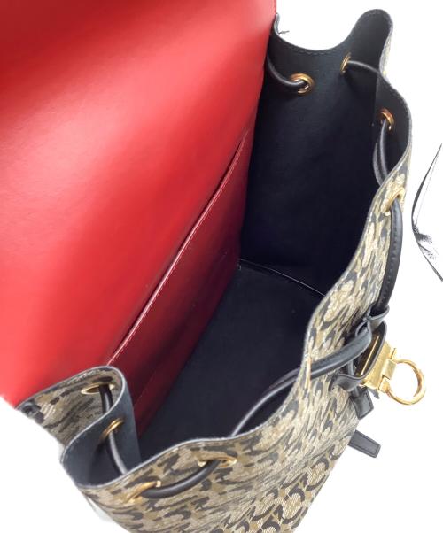 Salvatore Ferragamo（サルヴァトーレ フェラガモ）Salvatore Ferragamo (サルヴァトーレ フェラガモ) ガンチーニ バックパック ベージュの古着・服飾アイテム
