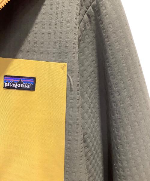 Patagonia（パタゴニア）Patagonia (パタゴニア) R2テックフェイスフーディ オリーブ サイズ:Mの古着・服飾アイテム