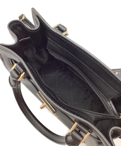 MICHAEL KORS（マイケル・コース）MICHAEL KORS (マイケルコース) ショルダーバッグ ブラックの古着・服飾アイテム