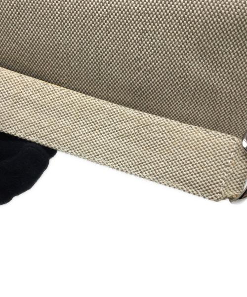 CHANEL（シャネル）CHANEL (シャネル) チェーンショルダーバッグ カメリア No.5 キャンパス×パテントレザー ベージュの古着・服飾アイテム