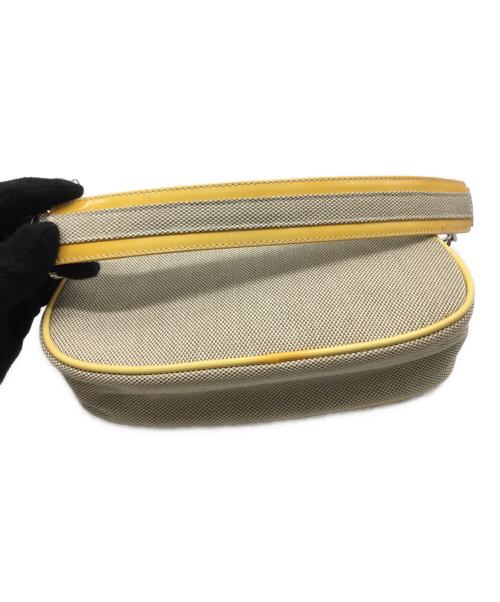 CHANEL（シャネル）CHANEL (シャネル) チェーンショルダーバッグ カメリア No.5 キャンパス×パテントレザー ベージュの古着・服飾アイテム