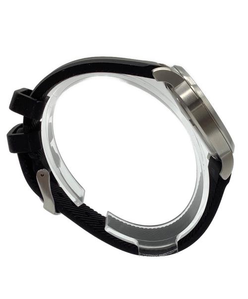 WENGER（ウェンガー）WENGER (ウェンガー) AVENUE 01.1621.103 ラバーベルト リストウォッチ ホワイトの古着・服飾アイテム