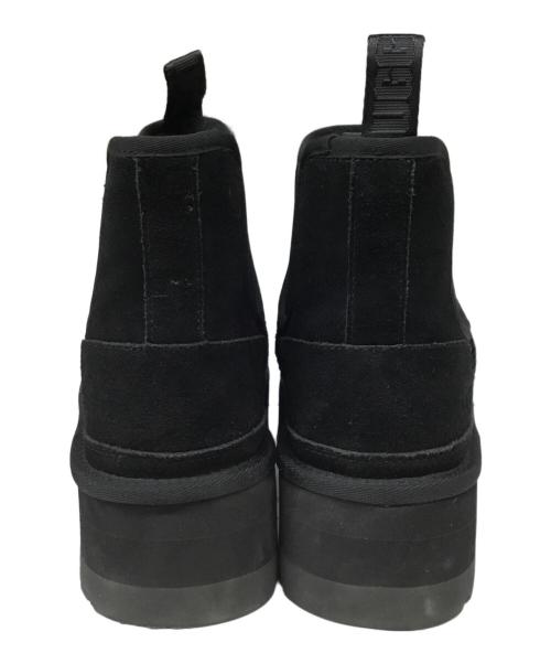 UGG（アグ）UGG (アグ) サイドゴアブーツ ブラック サイズ:24の古着・服飾アイテム