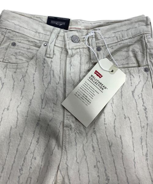 LEVI'S（リーバイス）LEVI'S (リーバイス) '70s HIGH SLIM STRAIGHT ホワイト サイズ:W24L29の古着・服飾アイテム