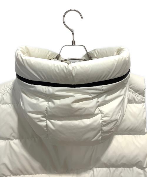 MONCLER（モンクレール）MONCLER (モンクレール) CARDAMINE ダウンベスト ホワイト サイズ:2の古着・服飾アイテム