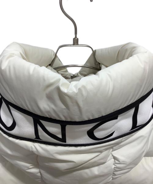MONCLER（モンクレール）MONCLER (モンクレール) CARDAMINE ダウンベスト ホワイト サイズ:2の古着・服飾アイテム