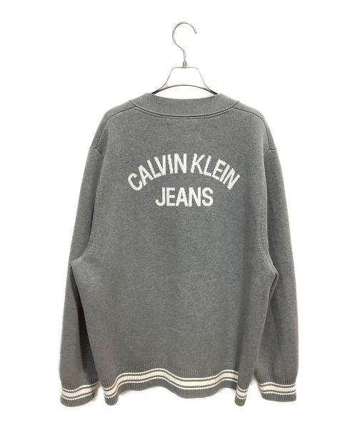 Calvin Klein Jeans（カルバンクラインジーンズ）Calvin Klein Jeans (カルバンクラインジーンズ) バーシティ カーディガン グレー サイズ:Mの古着・服飾アイテム