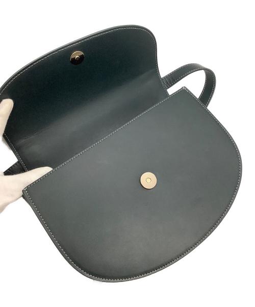 A.P.C.（アーペーセー）A.P.C. (アーペーセー) Genève ジュネーブ グリーンの古着・服飾アイテム