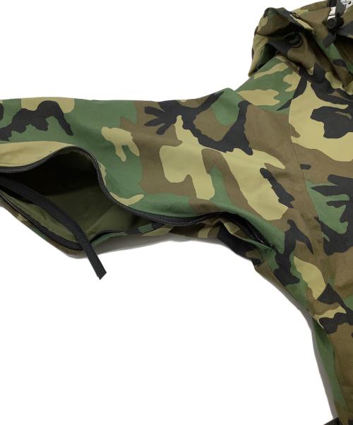 US ARMY（ユーエスアーミー）US ARMY (ユーエスアーミー) ECWCS GEN1 WOODLAND CAMO JACKET カーキ サイズ:SMALL-REGULARの古着・服飾アイテム