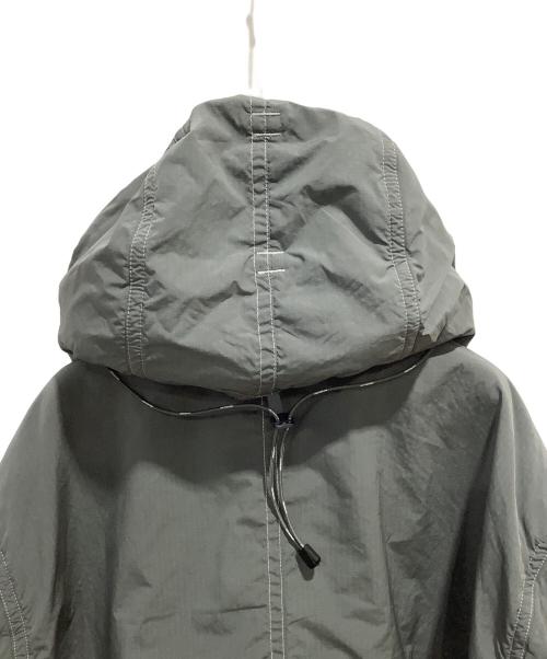 and wander（アンドワンダー）and wander (アンドワンダー) Fishtail Octa Coat グレー サイズ:S/Mの古着・服飾アイテム