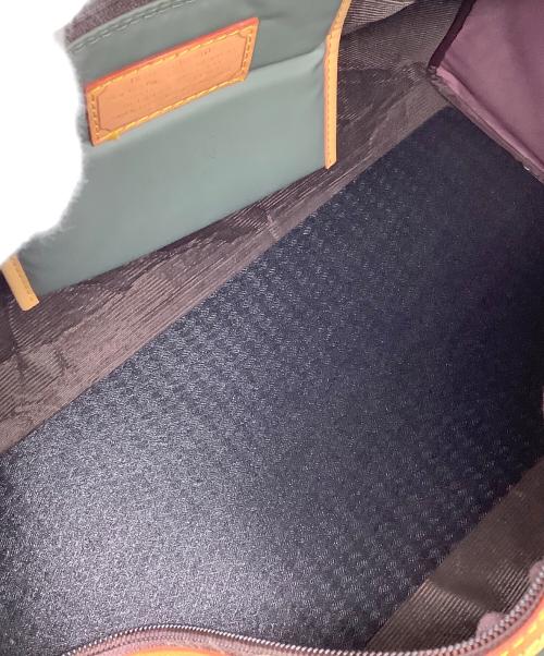 HUNTING WORLD（ハンティングワールド）HUNTING WORLD (ハンティングワールド) ボストンバッグ グリーンの古着・服飾アイテム