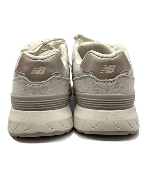 NEW BALANCE（ニューバランス）NEW BALANCE (ニューバランス) ローカットスニーカー ベージュ サイズ:24.5の古着・服飾アイテム