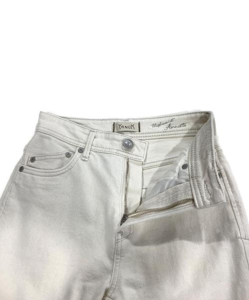 YANUK（ヤヌーク）YANUK (ヤヌーク) キナリデニムパンツ ホワイト サイズ:24の古着・服飾アイテム