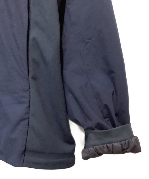 ARC'TERYX（アークテリクス）ARC'TERYX (アークテリクス) ATOM LT JACKET ネイビー サイズ:Mの古着・服飾アイテム
