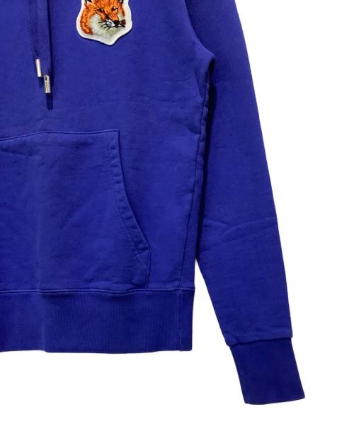 maison kitsune（メゾンキツネ）MAISON KITSUNE (メゾンキツネ) プルオーバーパーカー ブルー サイズ:XSの古着・服飾アイテム