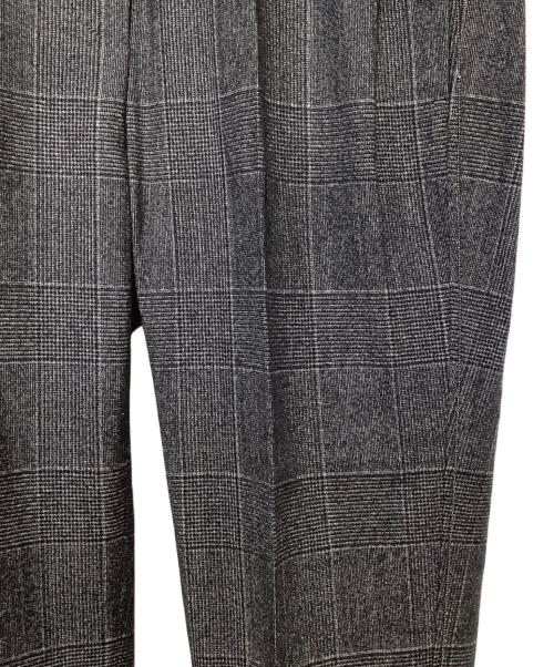 BRUNELLO CUCINELLI（ブルネロクチネリ）BRUNELLO CUCINELLI (ブルネロクチネリ) クロップド丈ウールパンツ グレー サイズ:I40の古着・服飾アイテム