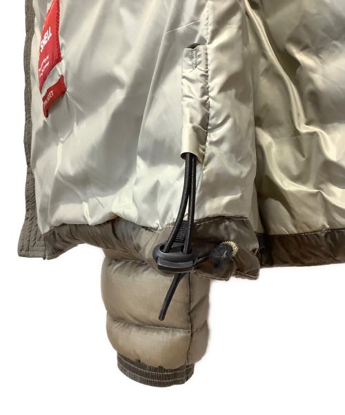 C.P COMPANY（シーピーカンパニー）C.P COMPANY (シーピーカンパニー) D.D. Shell Goggle Down Jacket FALLEN ROCK - GREY サイズ:XLの古着・服飾アイテム