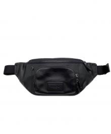 COACH（コーチ）の古着「トラック ベルト バッグ」｜ブラック