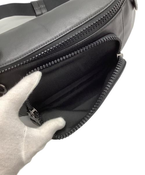 COACH（コーチ）COACH (コーチ) トラック ベルト バッグ ブラックの古着・服飾アイテム