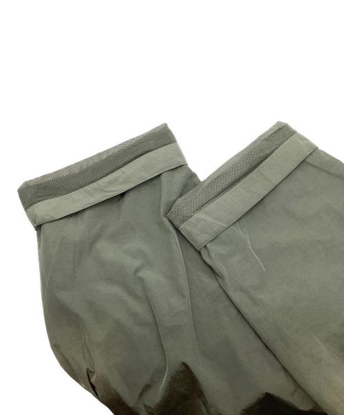 C.P COMPANY（シーピーカンパニー）C.P COMPANY (シーピーカンパニー) レンズとペンポケットカーゴパンツ カーキ サイズ:50の古着・服飾アイテム