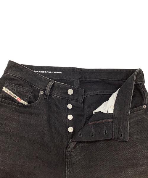 DIESEL（ディーゼル）DIESEL (ディーゼル) D-RISE リラックスフィット デニムパンツ ブラック サイズ:W28L30の古着・服飾アイテム