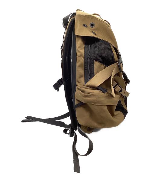 OAKLEY（オークリー）OAKLEY (オークリー) Icon Rc Backpack ベージュ×ブラックの古着・服飾アイテム