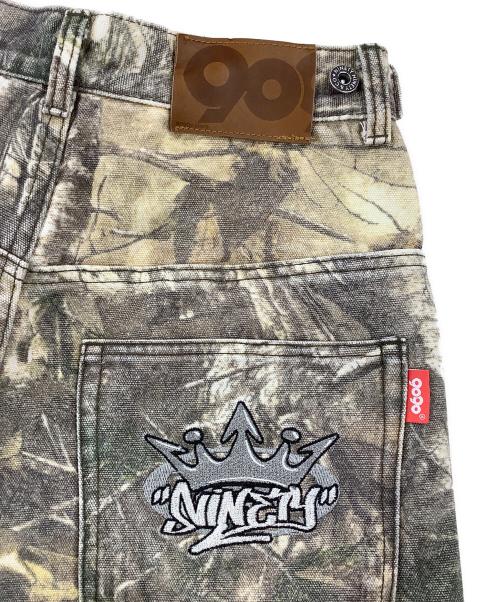 9090（9090）9090 (9090) King Logo Assort Buggy Jorts リアルツリー サイズ:Mの古着・服飾アイテム