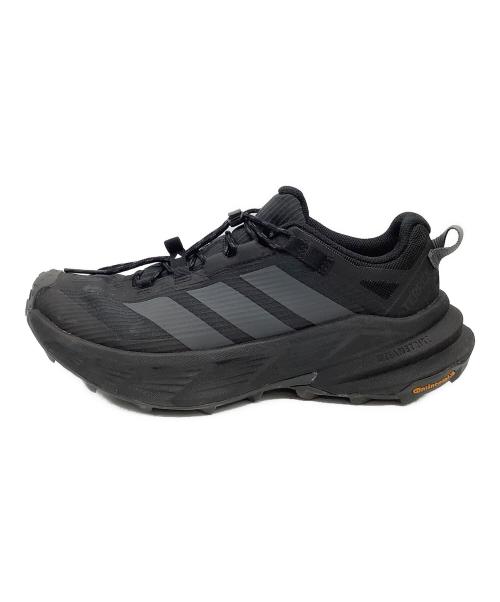 adidas（アディダス）adidas (アディダス) ローカットスニーカー ブラック サイズ:25の古着・服飾アイテム