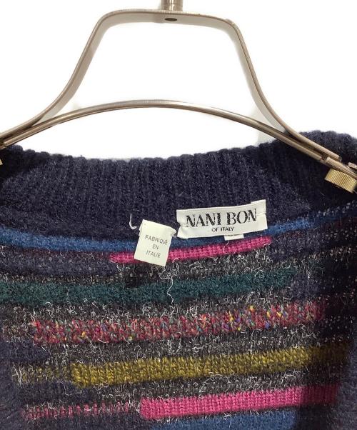 NANIBON（ナーニボン）NANIBON (ナーニボン) Vネック ジャガード ニット ネイビー×ピンク サイズ:52の古着・服飾アイテム