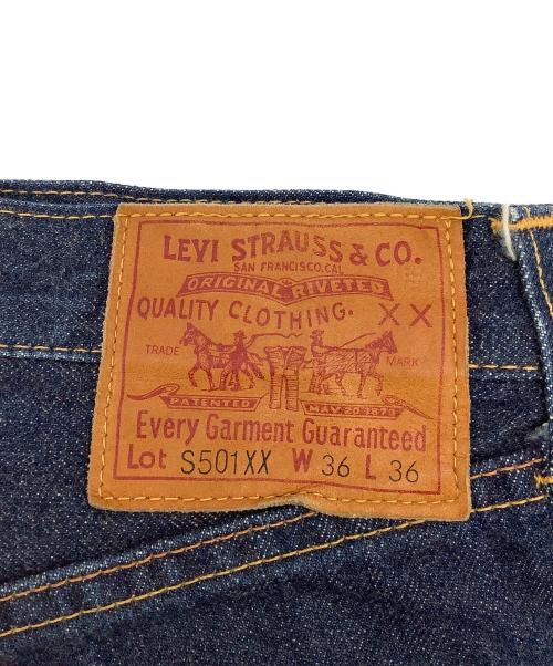 LEVI'S（リーバイス）LEVI'S (リーバイス) デニムパンツ インディゴ サイズ:W36×L36の古着・服飾アイテム