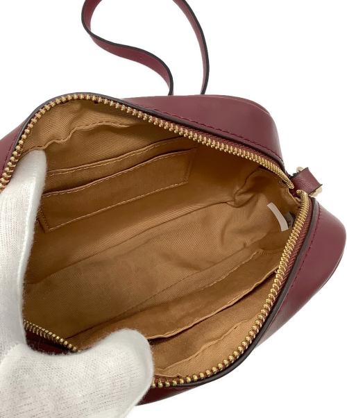 COACH（コーチ）COACH (コーチ) ショルダーバッグ ベージュ×ボルドーの古着・服飾アイテム