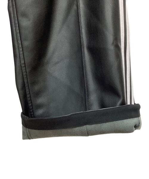 adidas（アディダス）adidas (アディダス) ファイヤーバード プレザーパンツ ブラック サイズ:Lの古着・服飾アイテム