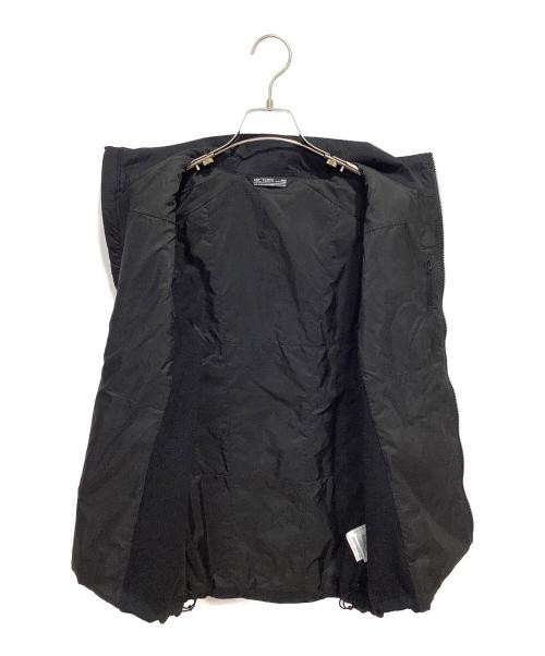 ARC'TERYX（アークテリクス）ARC'TERYX (アークテリクス) ATOM VEST W ブラック サイズ:Mの古着・服飾アイテム