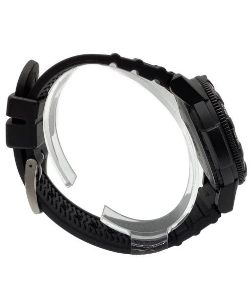 LUMINOX（ルミノックス）LUMINOX (ルミノックス) 0321.L ラバーベルト腕時計 ブラックの古着・服飾アイテム