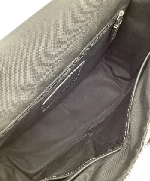 COACH（コーチ）COACH (コーチ) シグネチャー ショルダーバッグ ブラックの古着・服飾アイテム