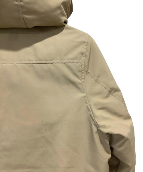 CANADA GOOSE（カナダグース）CANADA GOOSE (カナダグース) RUSSEL PARKA カーキ サイズ:Sの古着・服飾アイテム