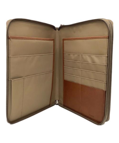 PORTER（ポーター）PORTER (ポーター) GLOW  POUCH(M) カーキの古着・服飾アイテム
