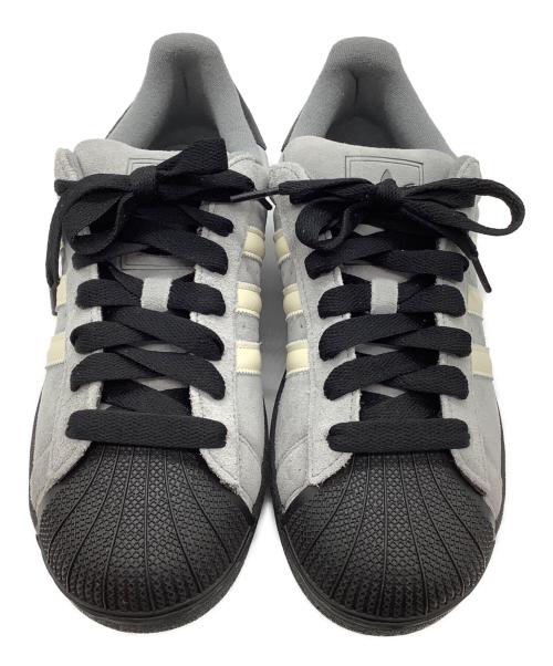 adidas（アディダス）adidas (アディダス) ローカットスニーカー ホワイト×ブラック サイズ:26.5の古着・服飾アイテム