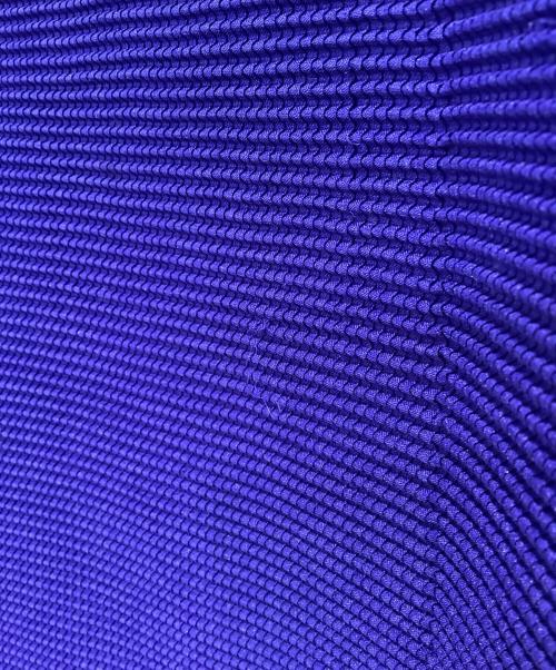 me ISSEY MIYAKE（ミーイッセイ ミヤケ）me ISSEY MIYAKE (ミーイッセイ ミヤケ) プリーツ 半袖カットソー ブルー サイズ:FREEの古着・服飾アイテム