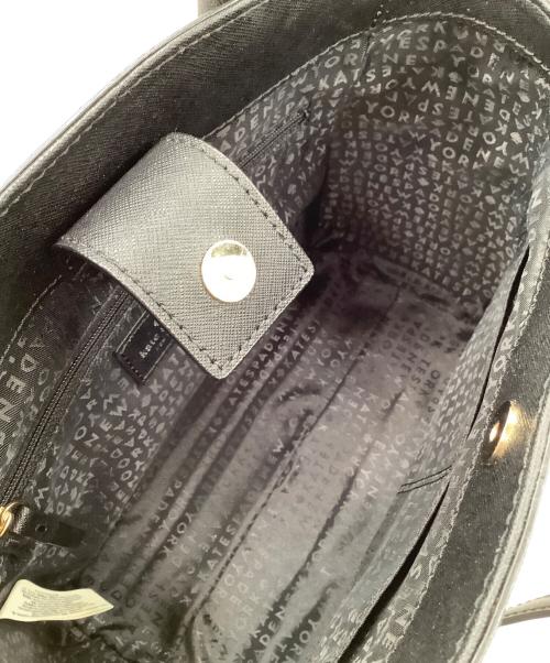 Kate Spade（ケイトスペード）Kate Spade (ケイトスペード) 2WAYバッグ ホワイト×ブラックの古着・服飾アイテム