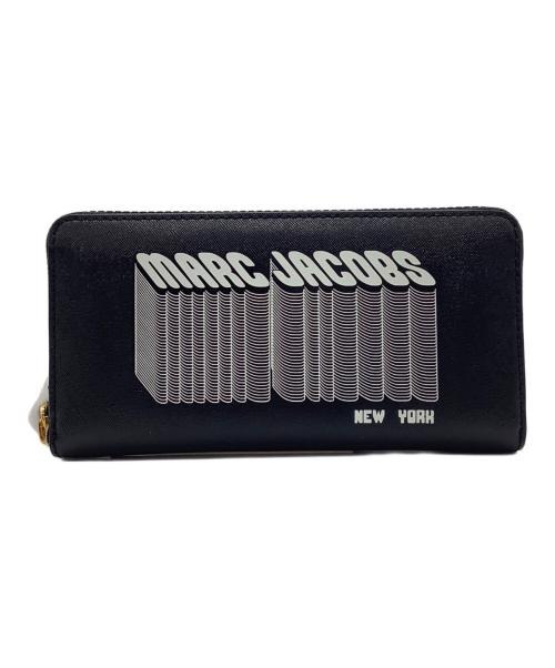 MARC JACOBS（マークジェイコブス）MARC JACOBS (マークジェイコブス) ポップアートロゴ アコーディオンジップ ブラック 未使用品の古着・服飾アイテム