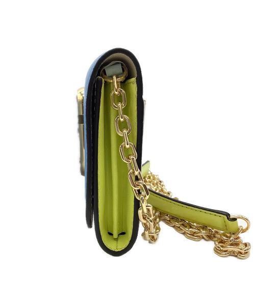 MARC JACOBS（マークジェイコブス）MARC JACOBS (マークジェイコブス) チェーンショルダーバッグ ブルー×ホワイト 未使用品の古着・服飾アイテム