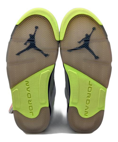 NIKE（ナイキ）NIKE (ナイキ) AIR JORDAN 5 RETRO ホワイト×パープル サイズ:25.5の古着・服飾アイテム