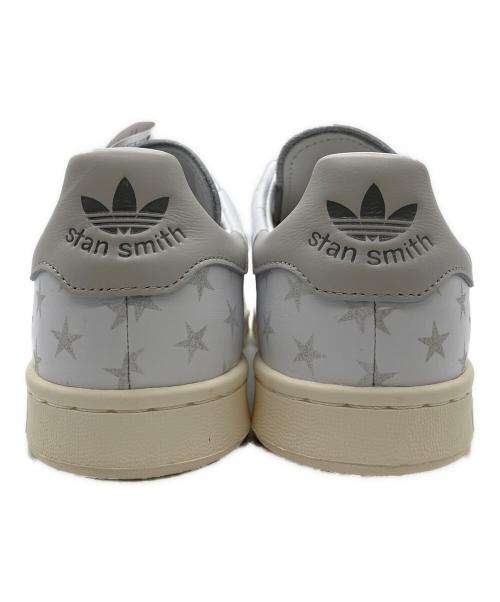 adidas（アディダス）adidas (アディダス) STAN SMITH LUX ATMOS ホワイト サイズ:24.5 未使用品の古着・服飾アイテム