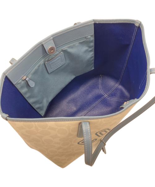 COACH（コーチ）COACH (コーチ) シグネチャー カレッジロゴ トートバッグ スカイブルーの古着・服飾アイテム