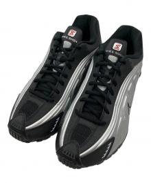 NIKE（ナイキ）の古着「SHOX R4」｜グレー×レッド