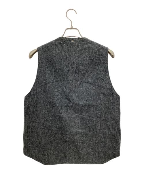 anachronorm（アナクロノーム）anachronorm (アナクロノーム) Herringbone Mid-Layer Quilt Warm Vest グレー サイズ:01の古着・服飾アイテム
